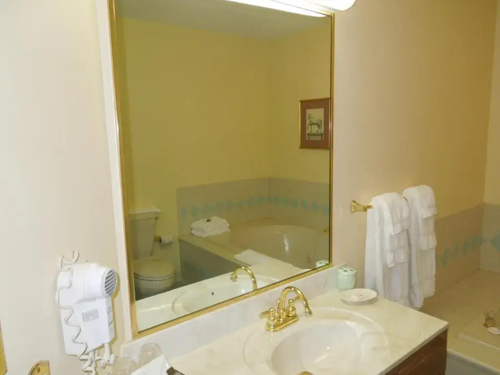 Guest Quarters at The Bridges Golf Club