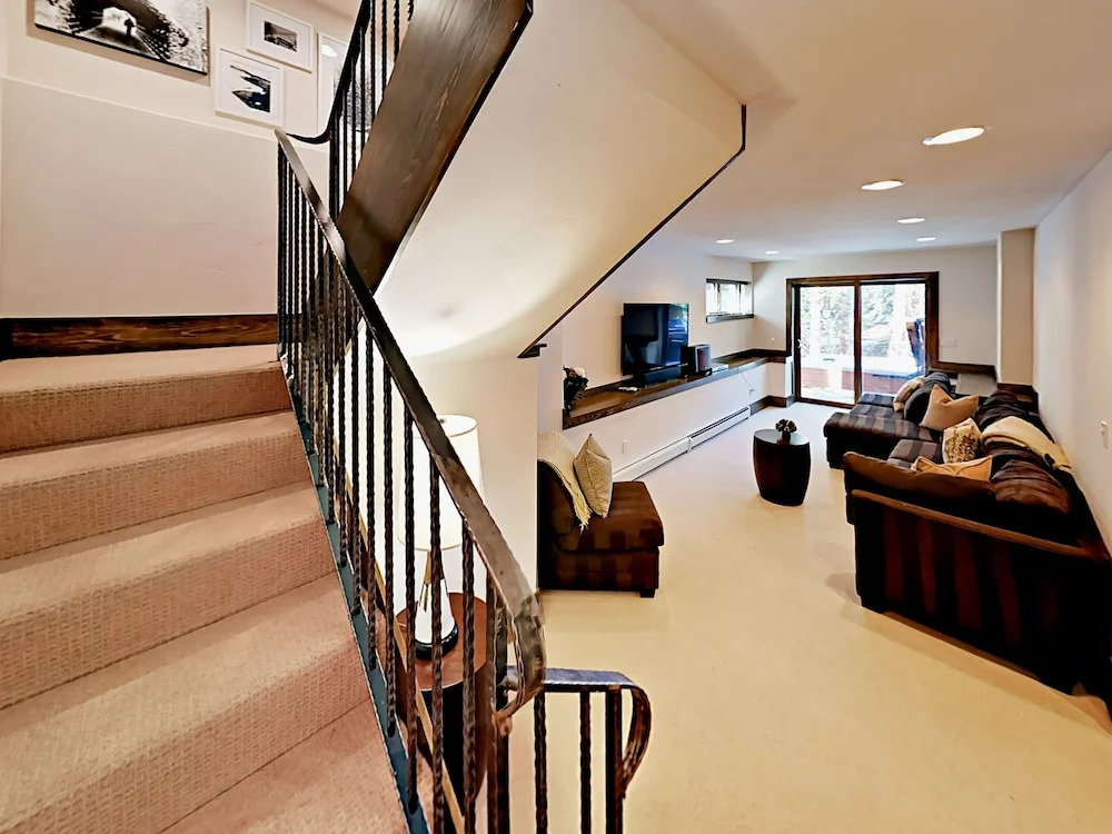 4269 Nugget Lane Duplex 4 Bedrooms 4 Bathrooms Duplex