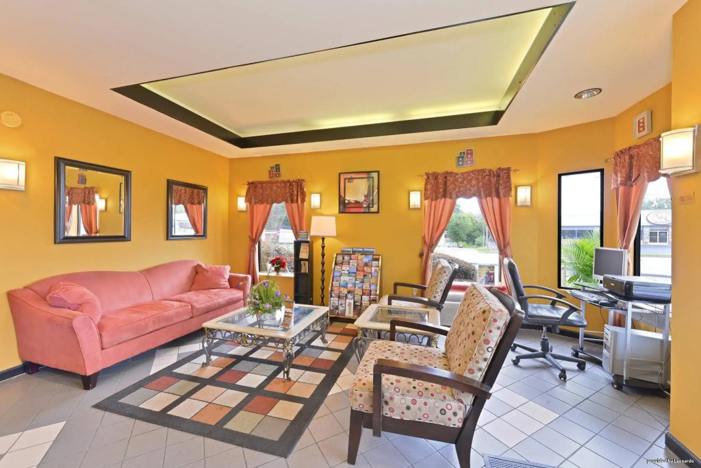 Econo Lodge Inn & Suites near Chickamauga Battlefield