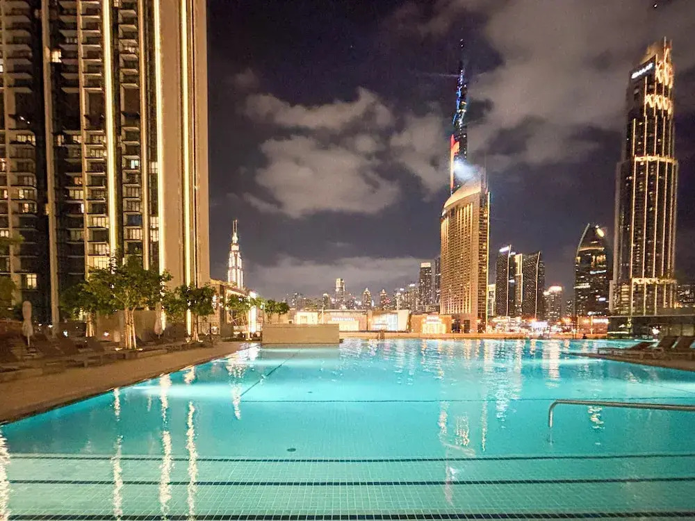 DVH Luxe Retreat 4BR Burj View Apartment