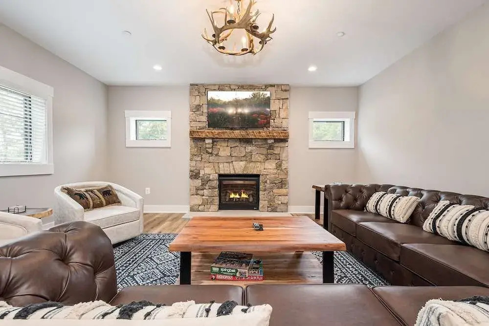 Timber Ridge Haus by Taylor Made Deep Creek