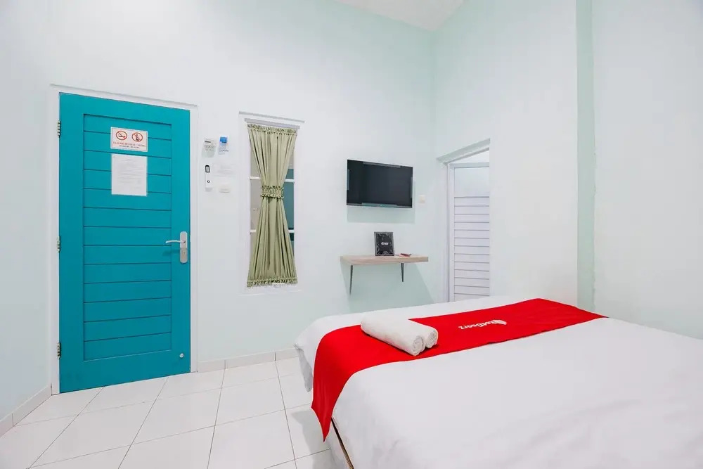 RedDoorz Syariah near Kedungmundu Semarang