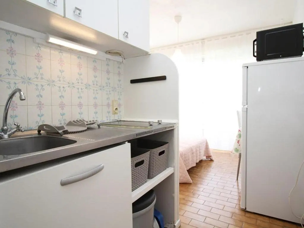Appartement Balaruc-les-Bains, 1 pièce, 2 personnes - FR-1-553-87