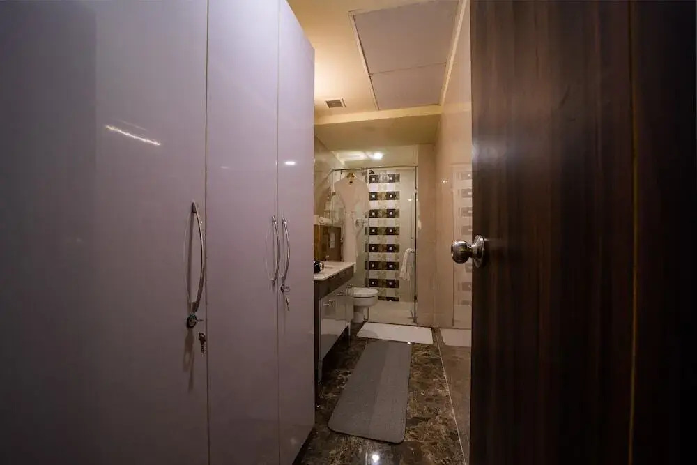 The Suburbio by ZiffyHomes
