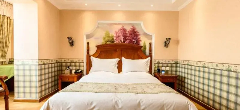 Yake Xiaozhen Holiday Hotel (Changchun Zhongri Lianyi Hospital)