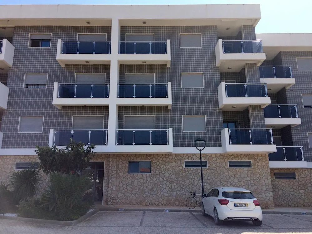 Apartment With 2 Bedrooms in Quarteira, With Pool Access, Furnished Ga
