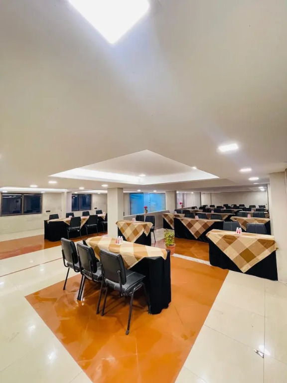 Discover Resorts Khandala