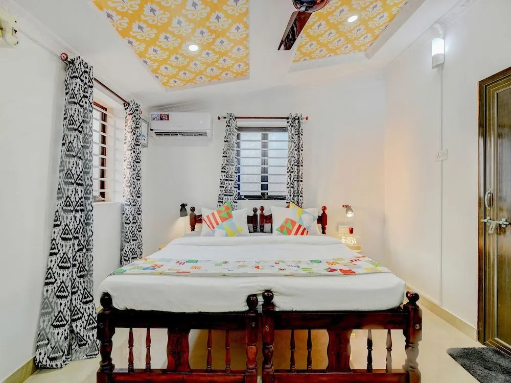 OYO 24176 Home Sea View Stay Anjuna Beach