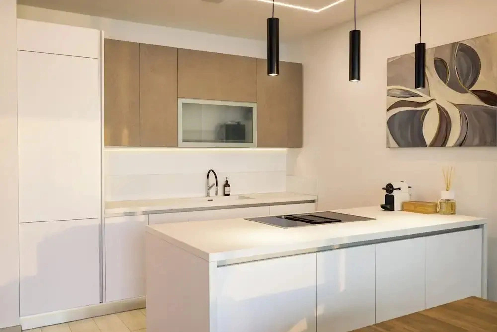 SalvatoreHomes - Torri del Benaco