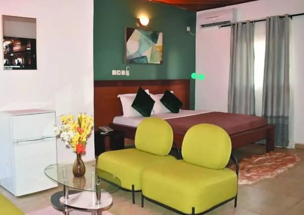 Bulon Hotel