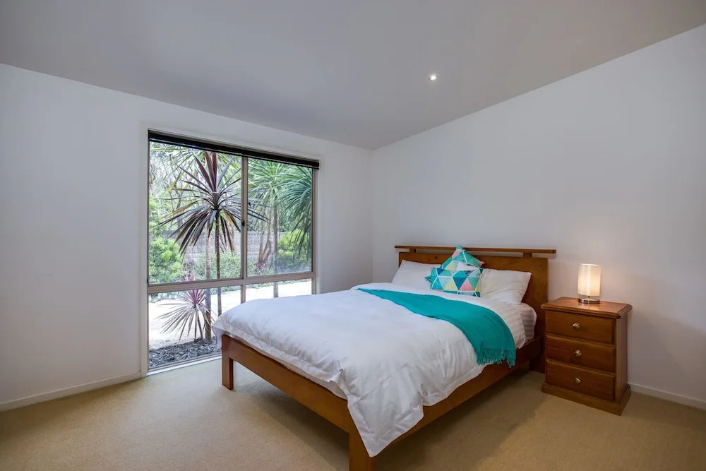 Tasman Surf House
