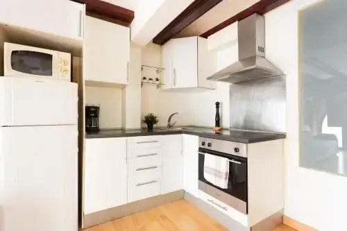 Beautiful 2-bedroom Flat In The City Center