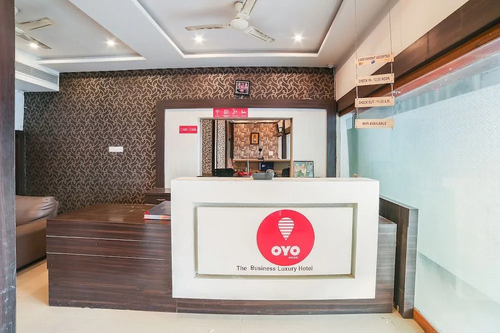 OYO Flagship 15762 Satya Kalmana Market