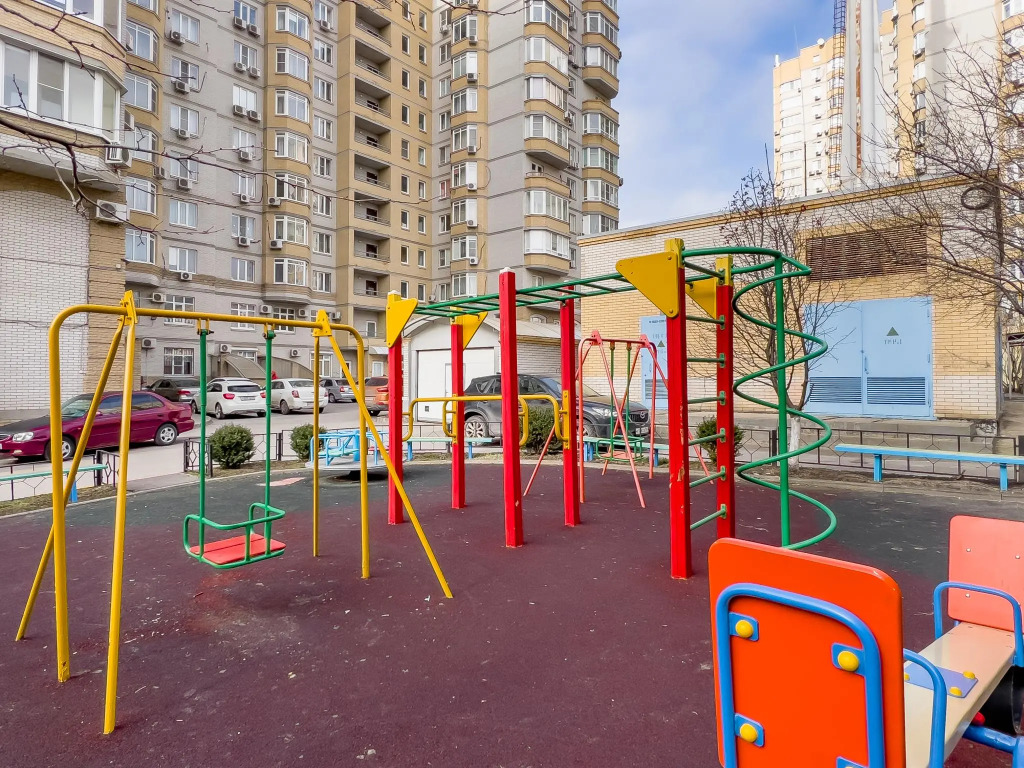 Двухкомнатная квартира в центре Ростова