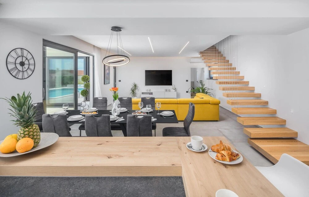 Amazing Home in Medulin With Outdoor Swimming Pool, Wifi and 4 Bedrooms