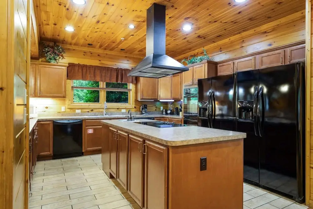Private 8BR Gatlinburg Cabin w Amazing Views