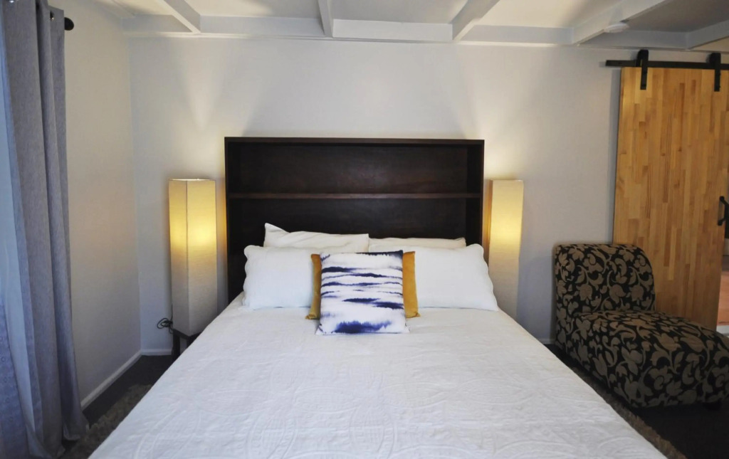 Bribie Beach Bungalow