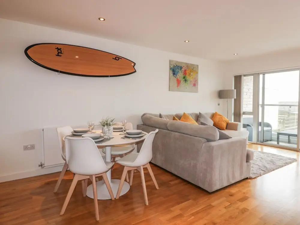 No.5 Pentire
