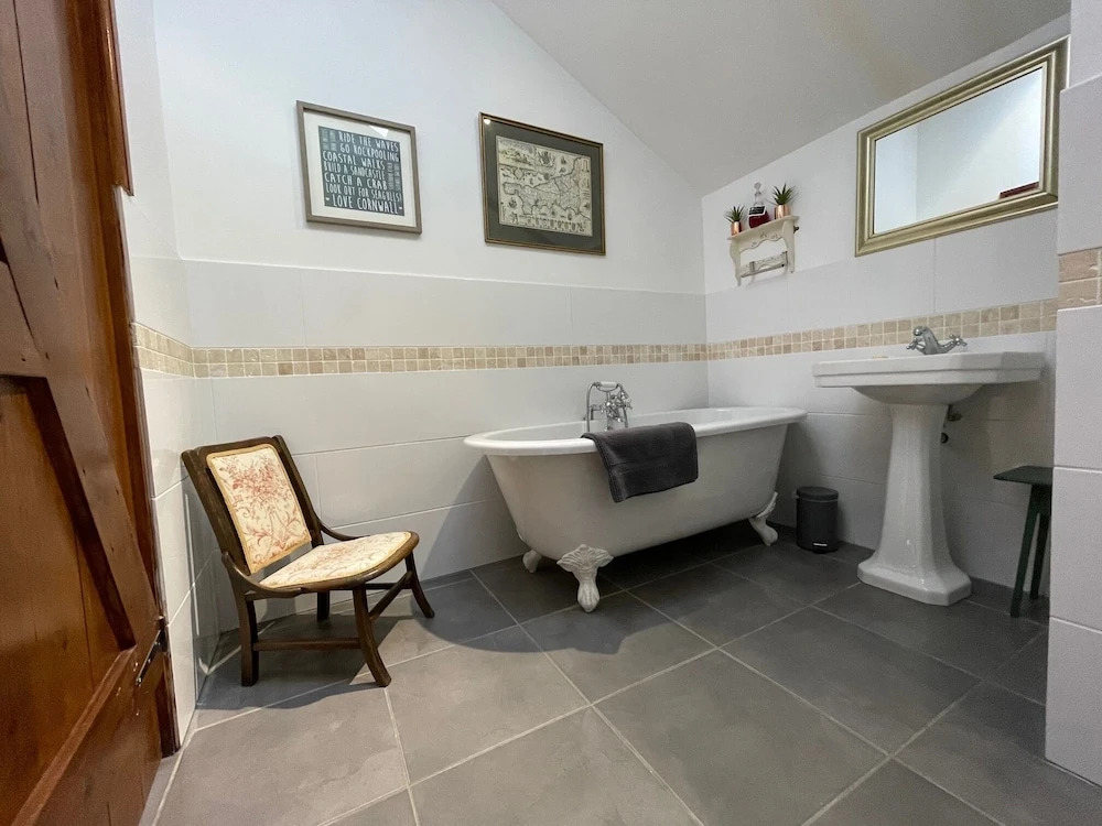 1-bed Luxury Studio Apartment in Tregony, Truro
