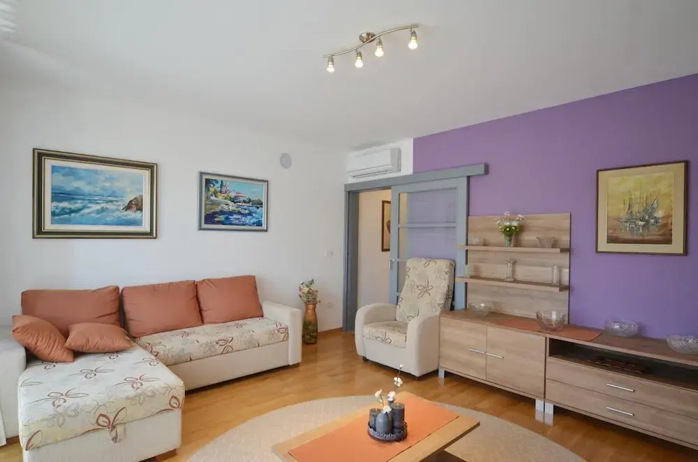 Emma in Rovinj With 1 Bedrooms and 1 Bathrooms