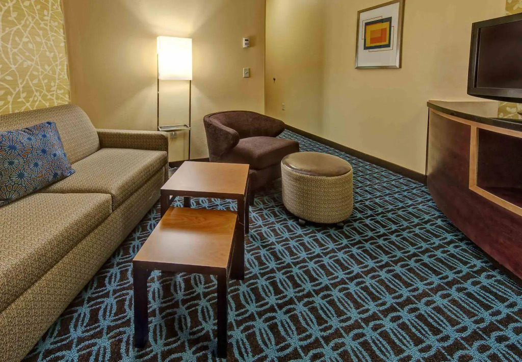 Fairfield Inn & Suites by Marriott Oklahoma City NW Expressway/Warr Acres