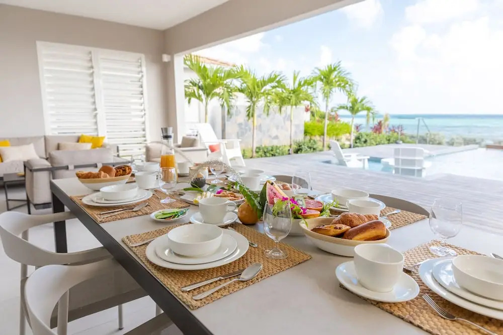 Eden Roc Villas