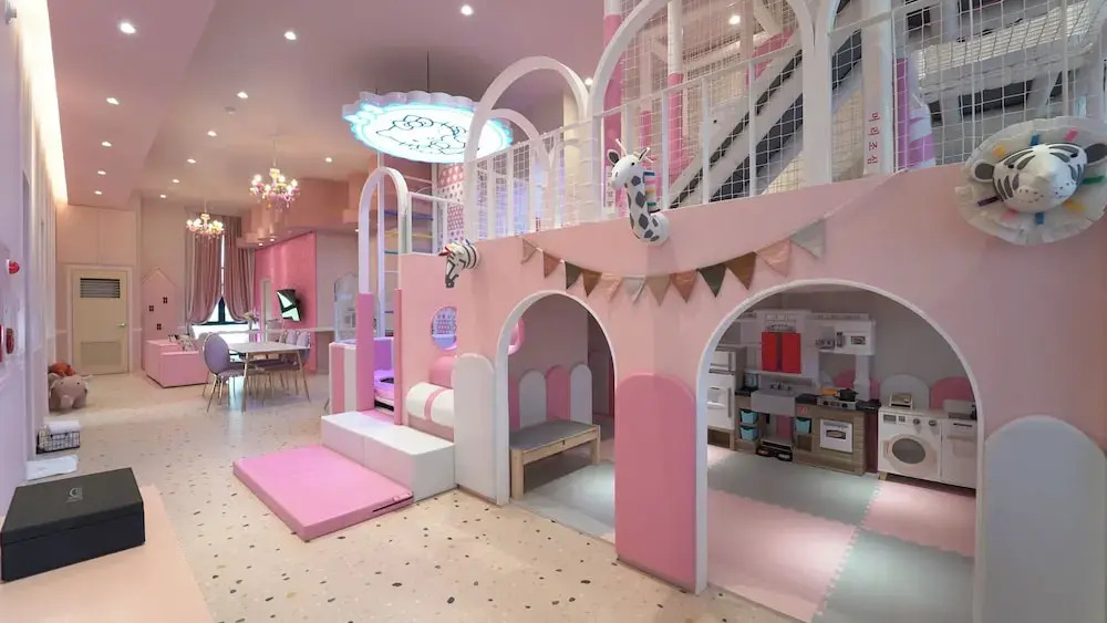 Almond Kids Poolvilla Nampo