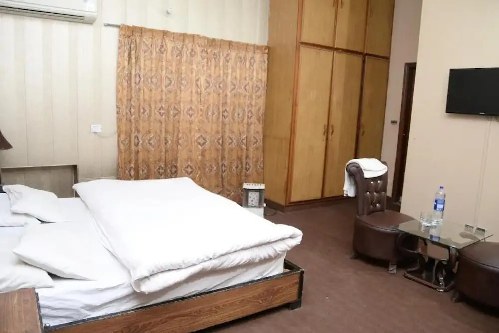 Green Land Hotel Lahore