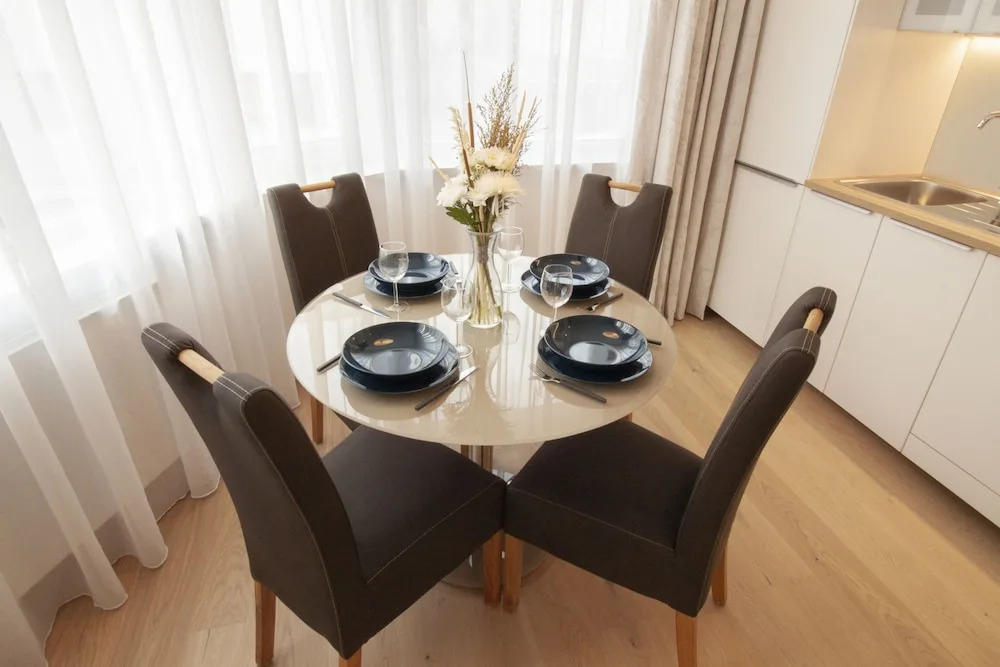 Krakovska Apartmeet