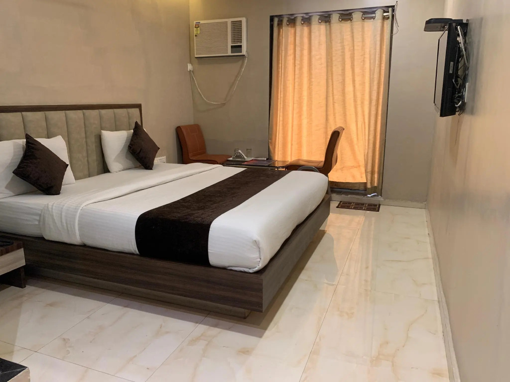 Hotel Merakee by OYO Rooms
