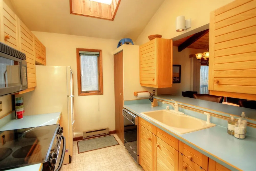 1208 Timber Falls 3 Bedroom Condo