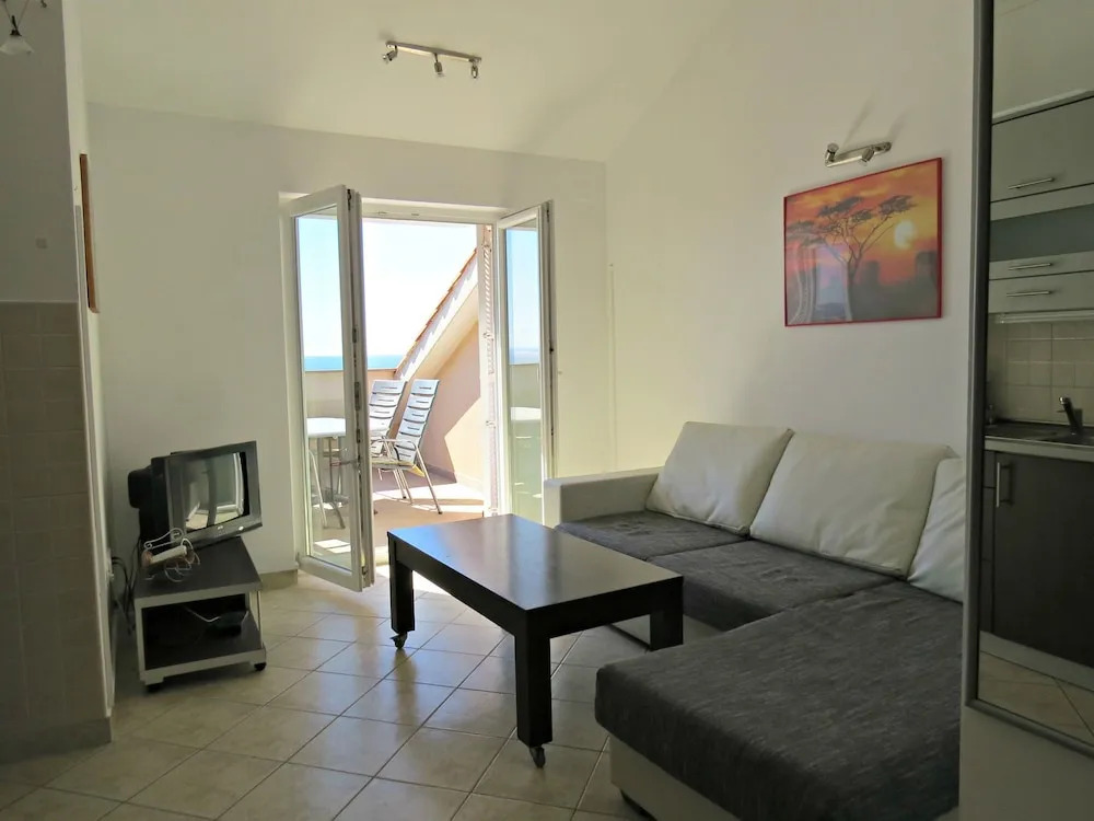 Apartment Haris
