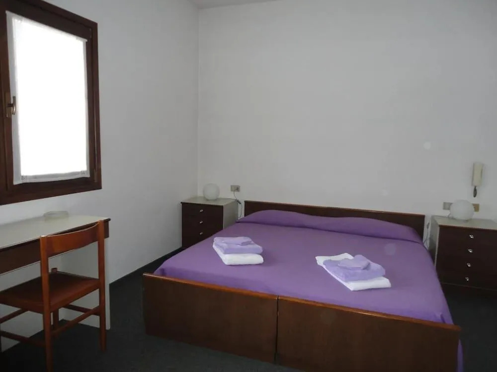 Hotel Del Negro