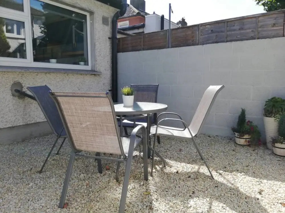 1 Bedroom Townhouse In Central Dublin