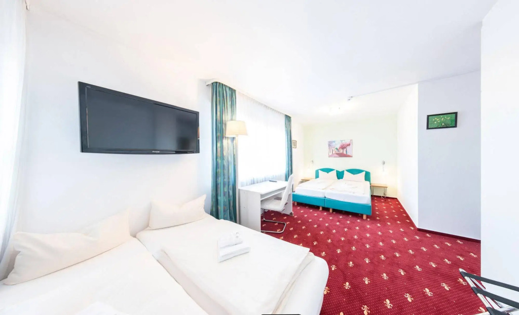 Hotel Central Hauptbahnhof