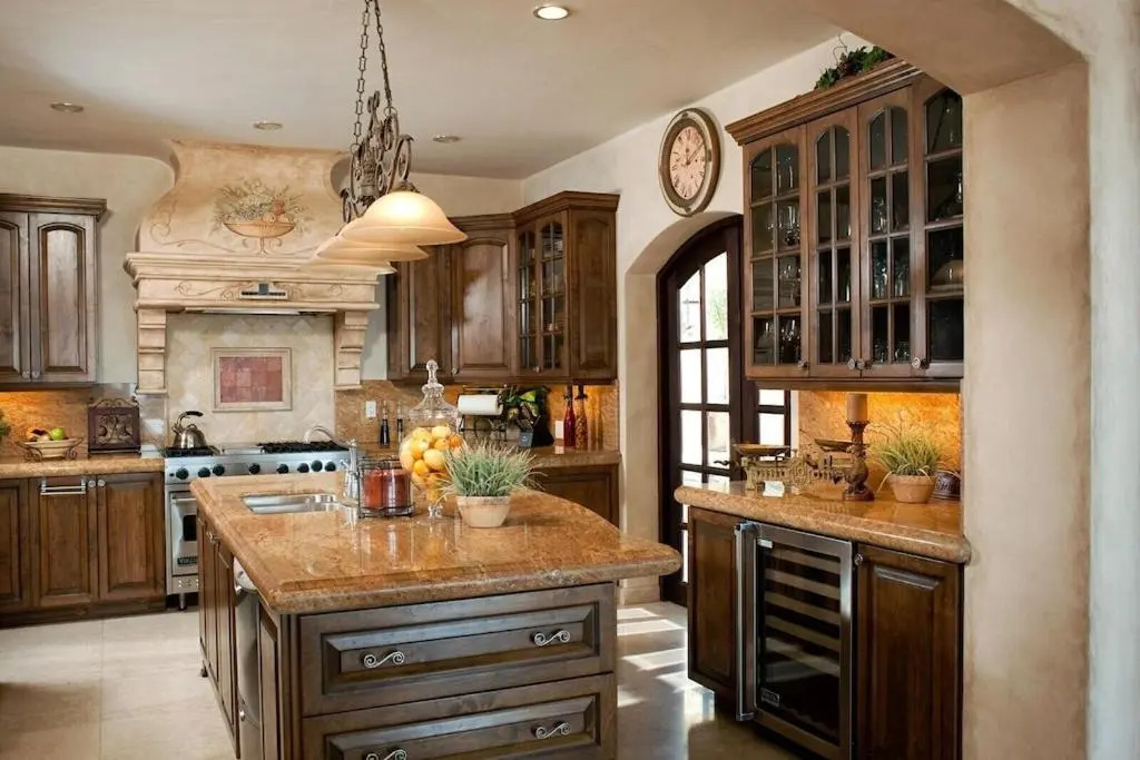 Stunning 6BD Pedregal Villa Maria