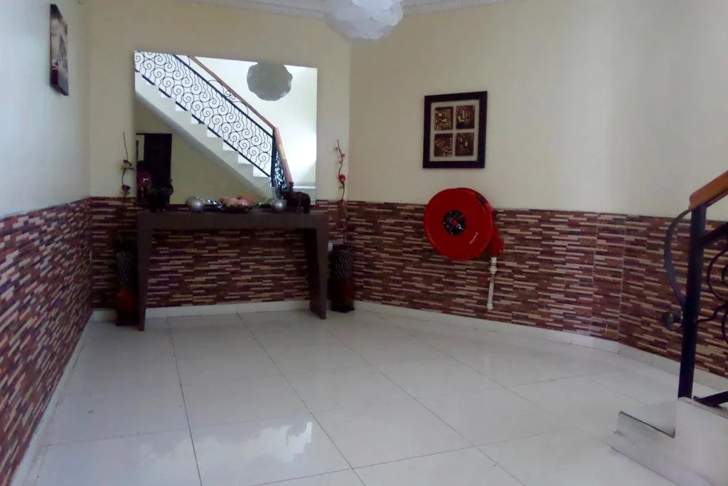 Admiralty Residency