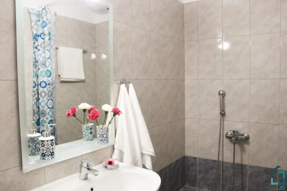 Anivia Apartment Airport by Airstay