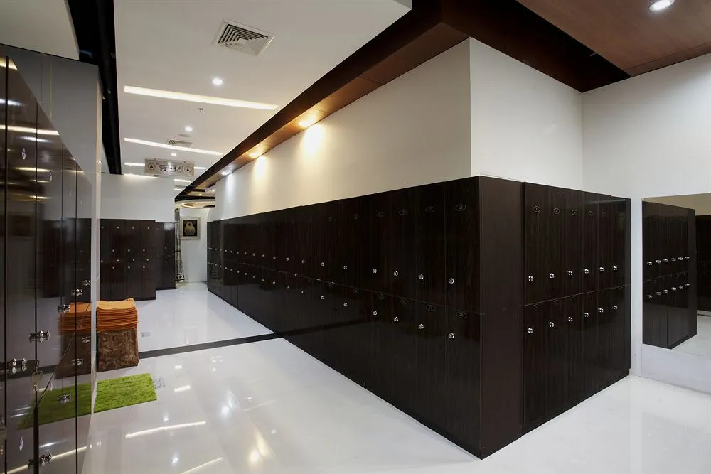 WhyNot Backpackers (Capsule Hostel)