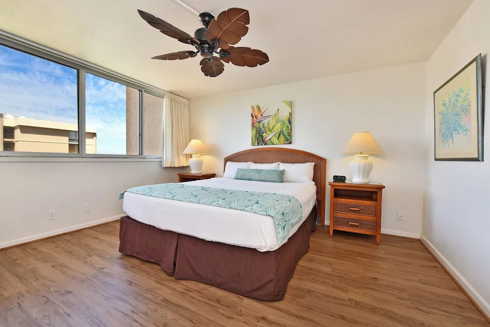 Royal Kahana 1020