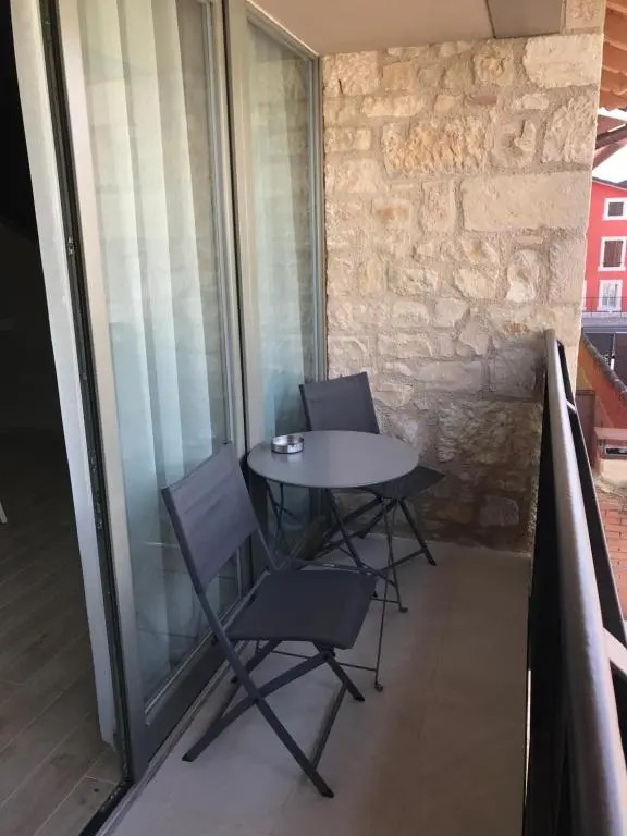 Luxury Apartments San Zeno