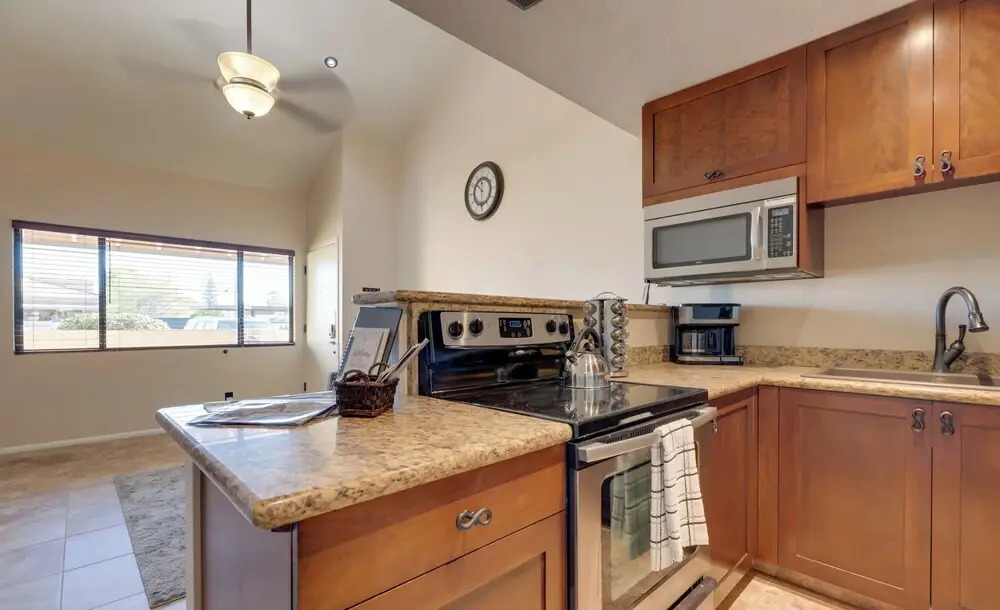 Scottsdale Loft Near Golf Course & Old Town!