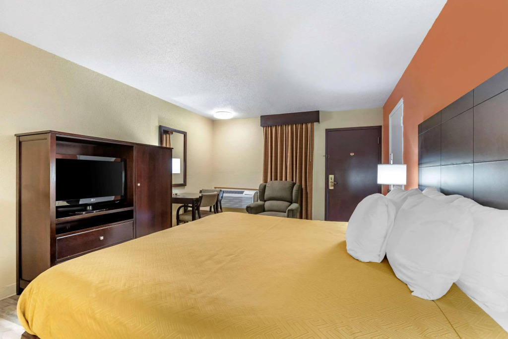 Econo Lodge Urbandale