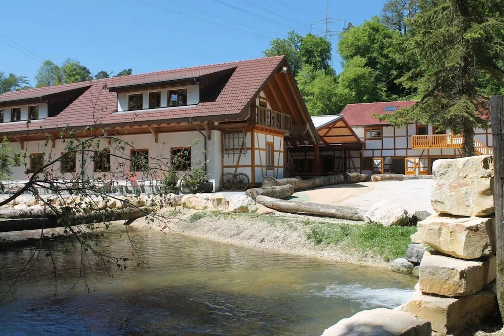 Erlebnisgastronomie Lochmuhle