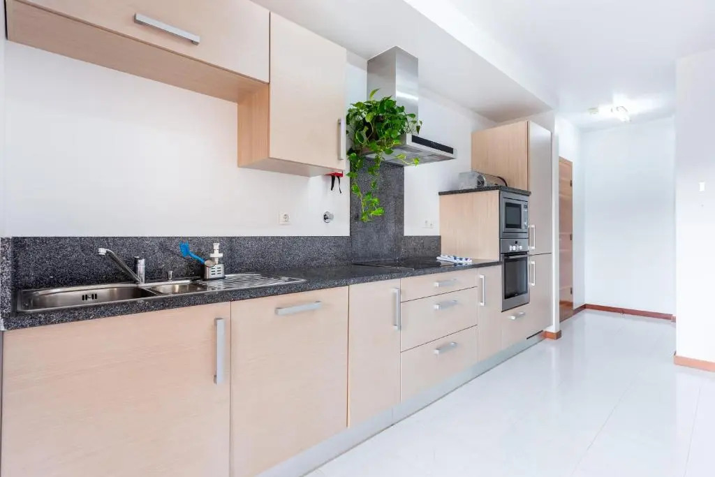 Spacious 2 bedroom apartment Baía da Luz