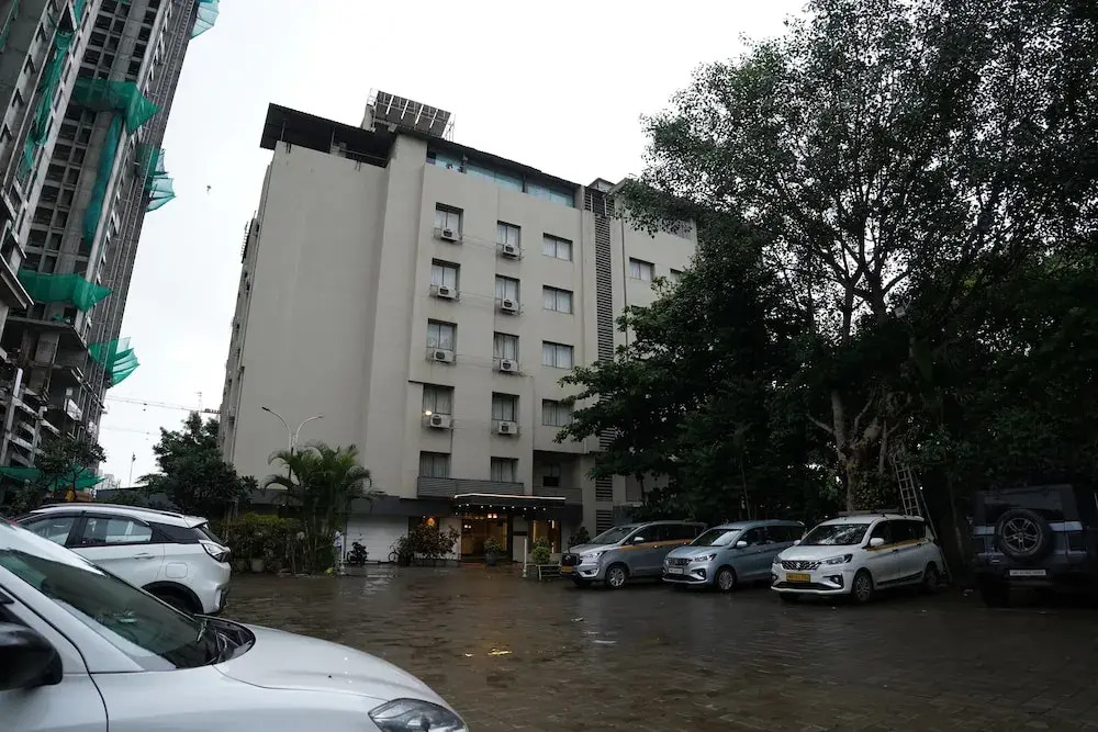 Hotel Sadanand Regency - Balewadi, Baner