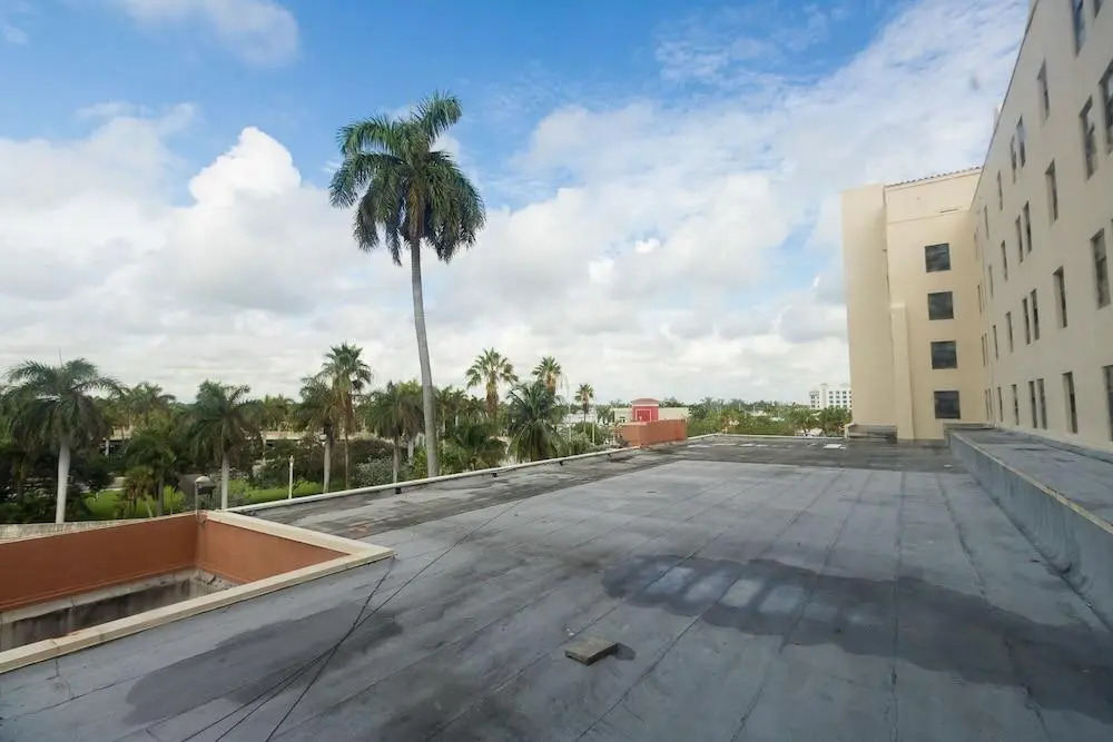 457 City View Hollywood Beach Resort