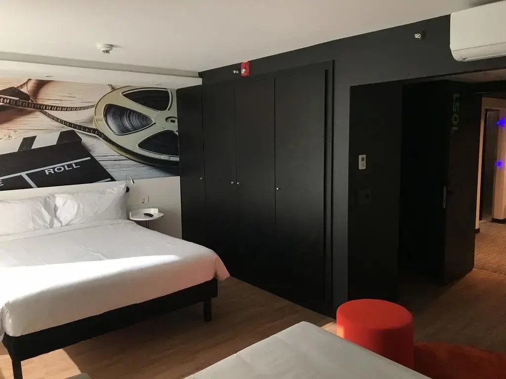 ibis Styles Montevideo Biarritz