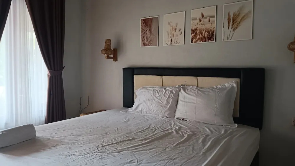 OYO 93626 Hi Homestay & Group