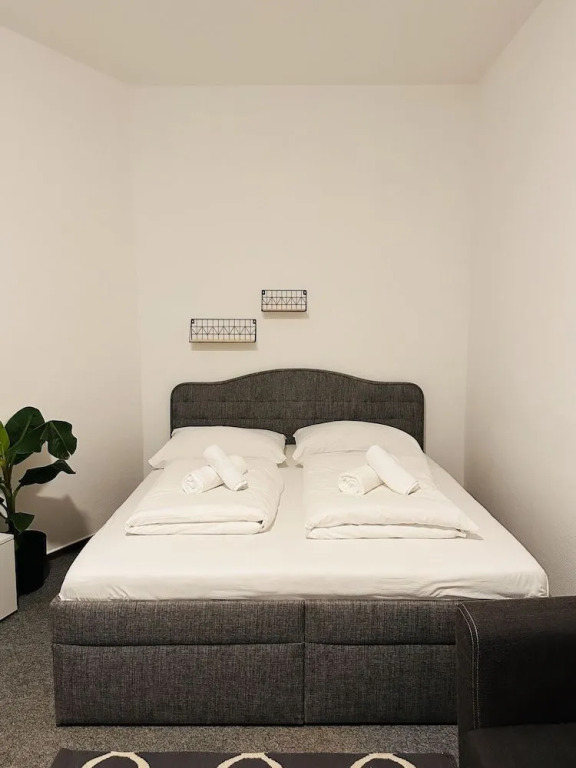 Apartmenthaus am Dom - Zentrum & Ruhige Lage, Perfekt für Business Trip, Auch für Familie, Viel Platz mit Küche